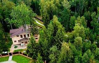Купить участок в лесу по цене собственника застройщика коттеджного поселка бизнес-класса на Новорижском шоссе Новая Рига.